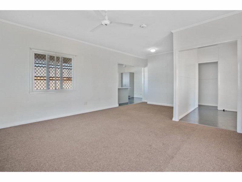 125 Main Street, Park Avenue QLD 4701